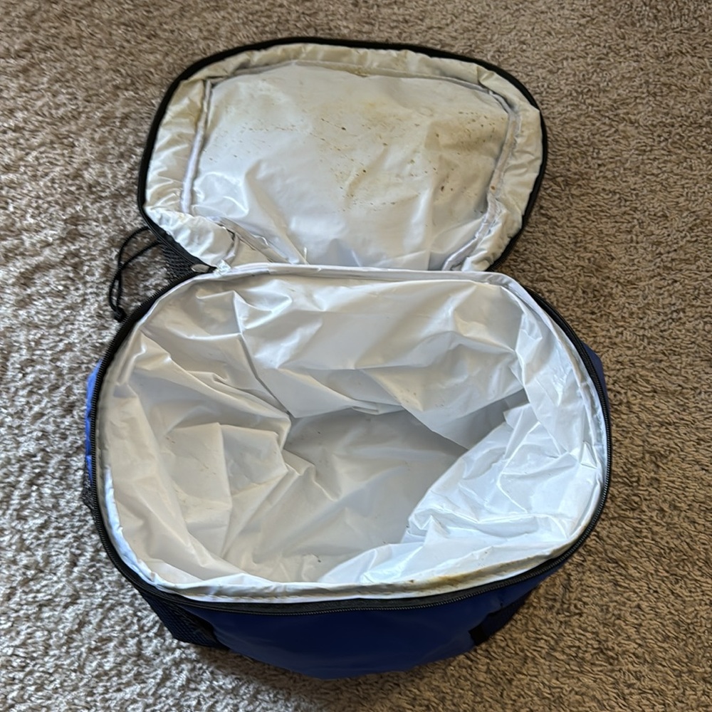 Blue Mesh Drawstring Cooler - Picture 9 of 13